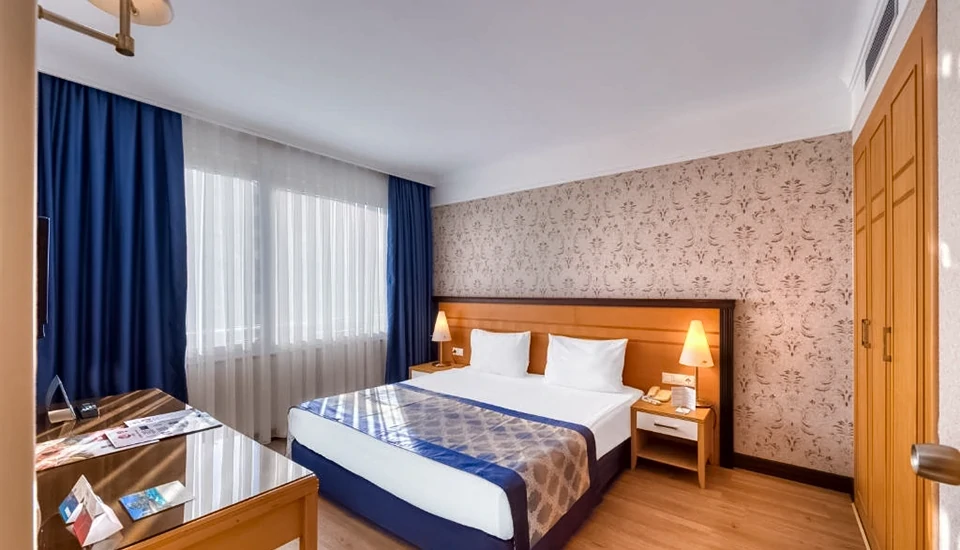 هتل پرنسس سی لاین بیچ آنتالیا